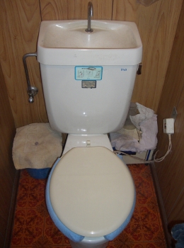宮城野区の古いトイレ